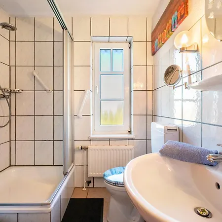 Hus Tingeltut Gerd Clausen Apartment Pellworm
